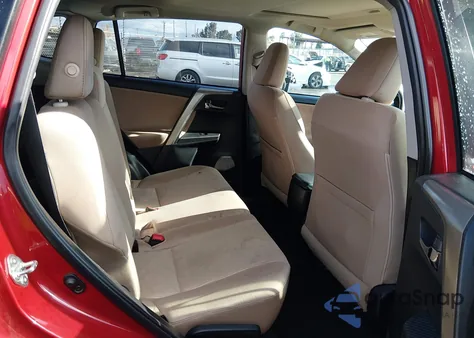 2014 Toyota Rav4 Xle z USA, uszkodzony, nr VIN 2T3WFREV6EW084068